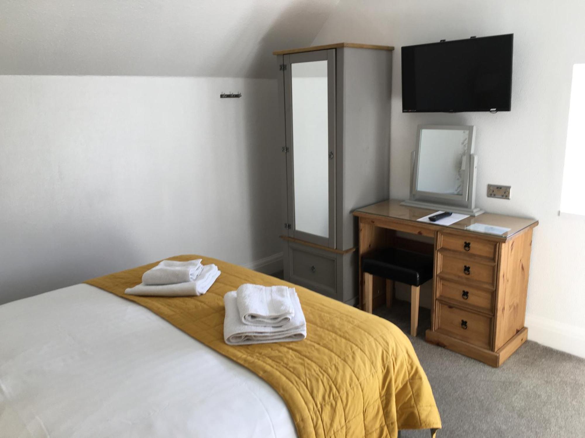 The Kenmore Guest House Ландъндо Екстериор снимка